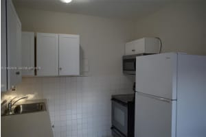 43 Sw 11th St W Dania Beach, FL 33004 - MLS#A11952323