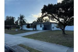 910 Sw Airoso Blvd Port Saint Lucie, FL 34983 - MLS#A11952334