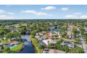 8704 Mahogany Ave Plantation, FL 33324 - MLS#A11952342