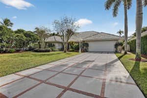 8704 Mahogany Ave Plantation, FL 33324 - MLS#A11952342