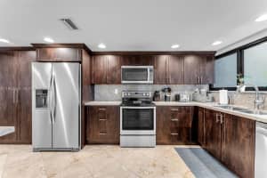 8725 Sw 81st Ct Miami, FL 33143 - MLS#A11952345