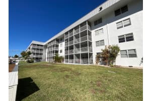 3600 Ne 170th St 107 North Miami Beach, FL 33160 - MLS#A11952349