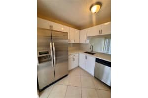 4879 N Hemingway Cir, Margate