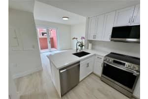 6141 Nw 115th Pl 355 Doral, FL 33178 - MLS#A11952366