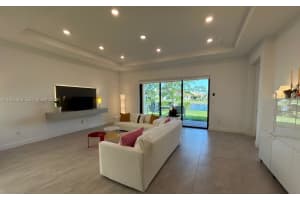 12160 N Baypoint Cir Parkland, FL 33076 - MLS#A11952380