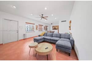 2424 Ne 9th St 307 Fort Lauderdale, FL 33304 - MLS#A11952381