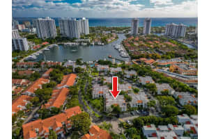 3545 Magellan Cir 351-5 Aventura, FL 33180 - MLS#A11952384