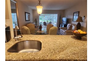 5100 Nw 35th St 101 Lauderdale Lakes, FL 33319 - MLS#A11952401