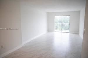 16465 Ne 22nd Ave 619 North Miami Beach, FL 33160 - MLS#A11952419