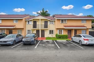 560 Nw 82nd Pl 306, Miami 560 Nw 82nd Pl 306, Miami