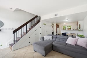 560 Nw 82nd Pl 306 Miami, FL 33126 - MLS#A11952424