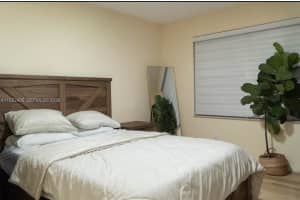 MLS# A11952426, Pembroke Pines, Florida 33025