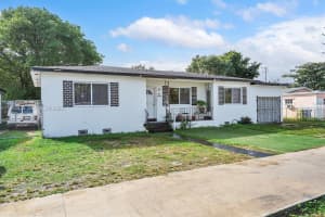 440 NW 119th St, Miami, FL 33168, - MLS#A11952428