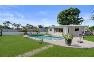 1105 N 31st Ct Hollywood, FL 33021 - MLS#A11952439