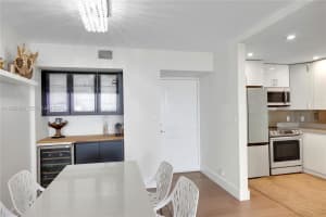 100 Bayview Dr 1008 Sunny Isles Beach, FL 33160 - MLS#A11952442