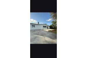 MLS# A11952455, Hollywood, Florida 33024