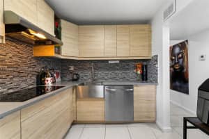 1840 Jefferson Ave 103 Miami Beach, FL 33139 - MLS#A11952457