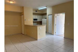 7320 Nw 114th Ave 202 Doral, FL 33178 - MLS#A11952500