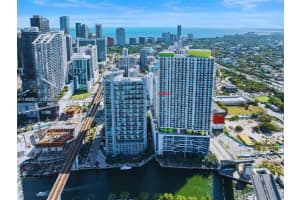 185 Sw 7 Th Street 2911, Miami