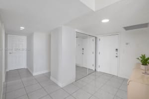 231 174th St 2018 Sunny Isles Beach, FL 33160 - MLS#A11952515