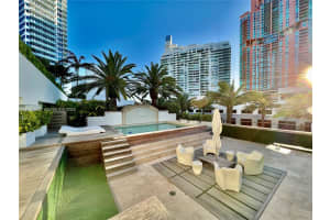 50 S Pointe Dr Loft5 Miami Beach, FL 33139 - MLS#A11952521