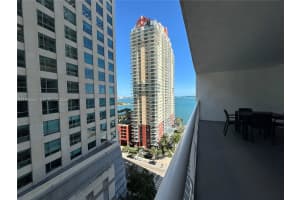 1200 Brickell Bay Dr 1712 Miami, FL 33131 - MLS#A11952543