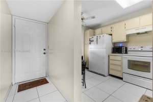 7740 Nw 50th St 408 Lauderhill, FL 33351 - MLS#A11952553