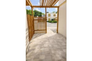 1703 Sw 131st Place Cir S Miami, FL 33175 - MLS#A11952561