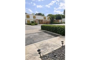 1703 Sw 131st Place Cir S Miami, FL 33175 - MLS#A11952561