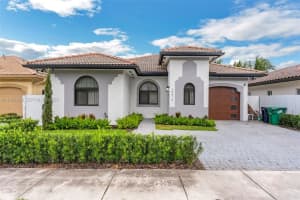 15619 Sw 14th St, Miami