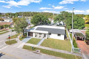 695 W 73rd Pl Hialeah, FL 33014 - MLS#A11952610