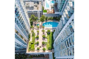 1060 Brickell Ave 2013 Miami, FL 33131 - MLS#A11952627
