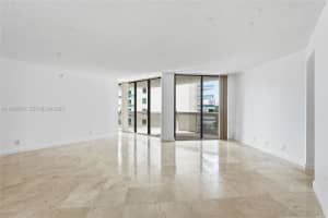 20185 E Country Club Dr 502 Aventura, FL 33180 - MLS#A11952647