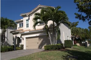 3917 Mahogany Ln Hollywood, FL 33021 - MLS#A11952664