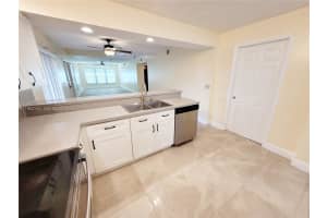 8351 S Coral Cir North Lauderdale, FL 33068 - MLS#A11952744