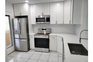 851 Ne 14th Ave 416 Hallandale Beach, FL 33009 - MLS#A11952755