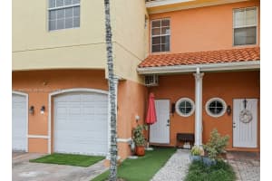 2307 Washington St 5 Hollywood, FL 33020 - MLS#A11952798