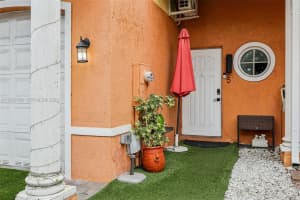 2307 Washington St , Hollywood, FL 33020 - MLS#A11952798