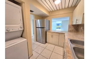 10090 Nw 80th Ct 1155 Hialeah Gardens, FL 33016 - MLS#A11952824