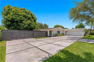 7425 Sw 139th Ter Palmetto Bay, FL 33158 - MLS#A11952833