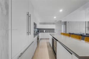 68 Se 6th St 3309 Miami, FL 33131 - MLS#A11952886