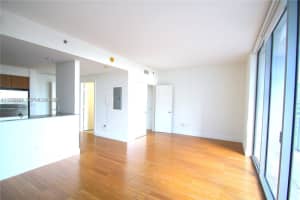 Avenue on Brickell, 1050 Brickell Ave APT 1812, Miami, FL 33131, - MLS#A11952891