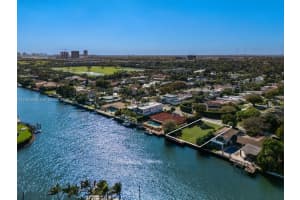 1101 Diplomat Pkwy , Hollywood, FL 33019 - MLS#A11952958