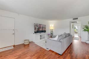 301 SW 135th Ave #118c, Pembroke Pines, FL 33027, - MLS#A11952972