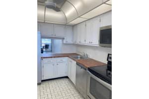 3703 Ne 166th St 905 North Miami Beach, FL 33160 - MLS#A11952983