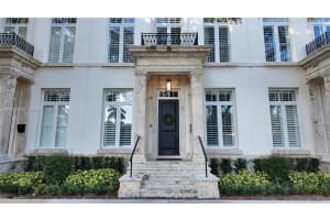 641 Almeria Ave Coral Gables, FL 33134 - MLS#A11952994