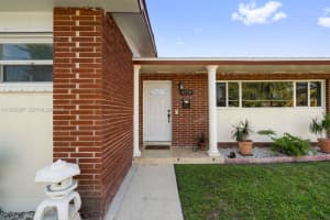 5770 Nw 111th St Hialeah, FL 33012 - MLS#A11953007