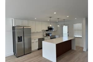 505 E Dania Beach Blvd 4-3j, Dania Beach 505 E Dania Beach Blvd 4-3j, Dania Beach