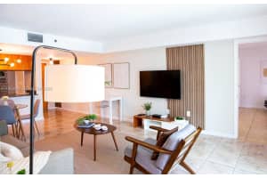 1200 Brickell Bay Dr 3215 Miami, FL 33131 - MLS#A11953094