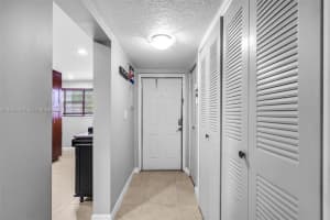 8411 Lagos De Campo Blvd 110u Tamarac, FL 33321 - MLS#A11953095